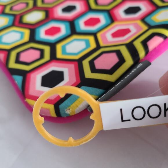 Ipad Tablet Case School Dorm Candie Soft Padded Zip Hot Pink Geometric 9½" x 8" - Picture 6 of 11